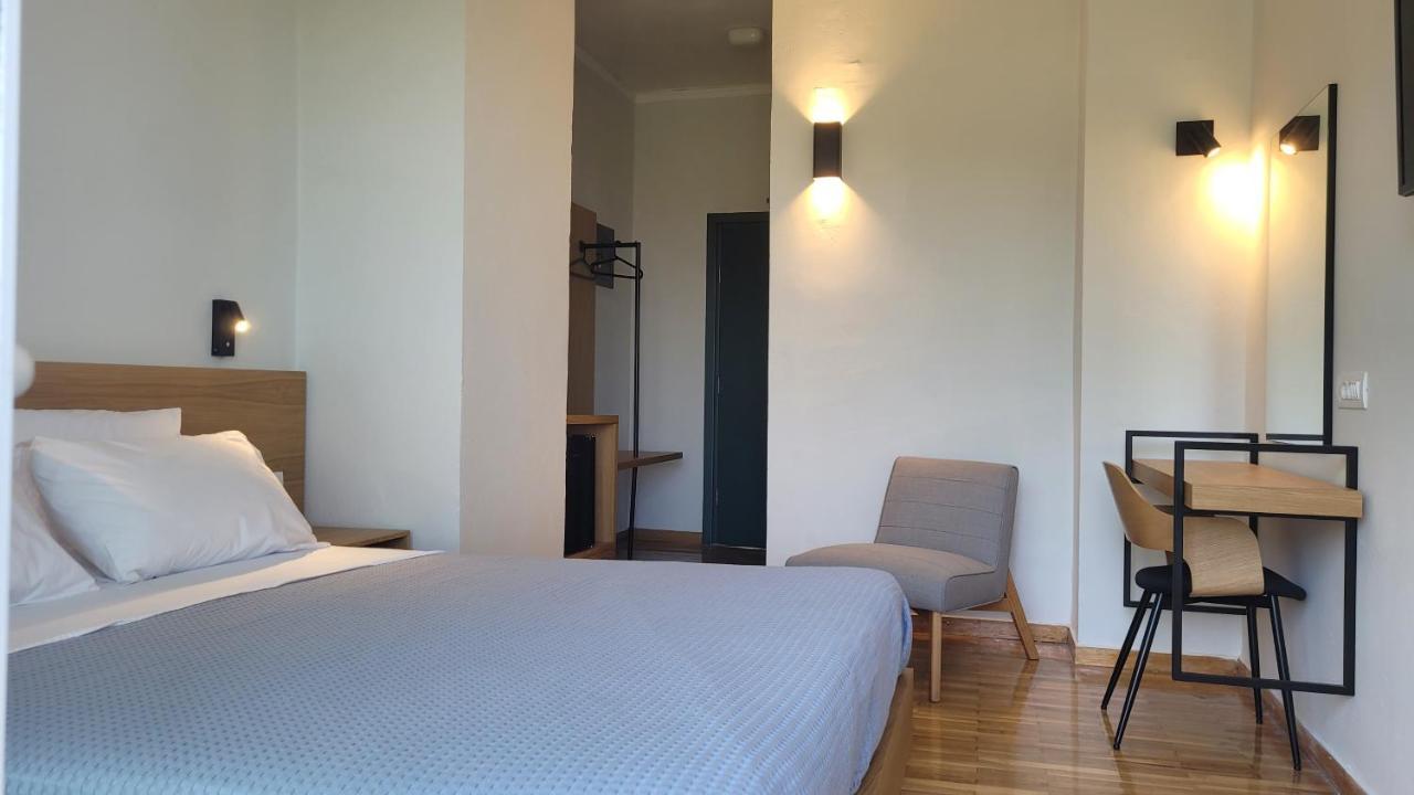 Theoxenia Hotel Andritsaina Exterior photo