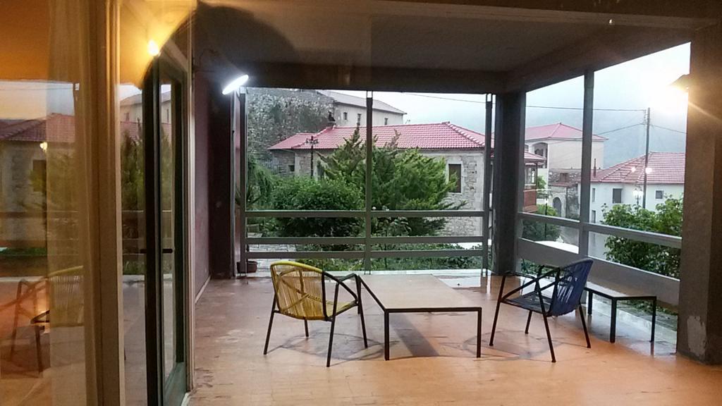 Theoxenia Hotel Andritsaina Exterior photo