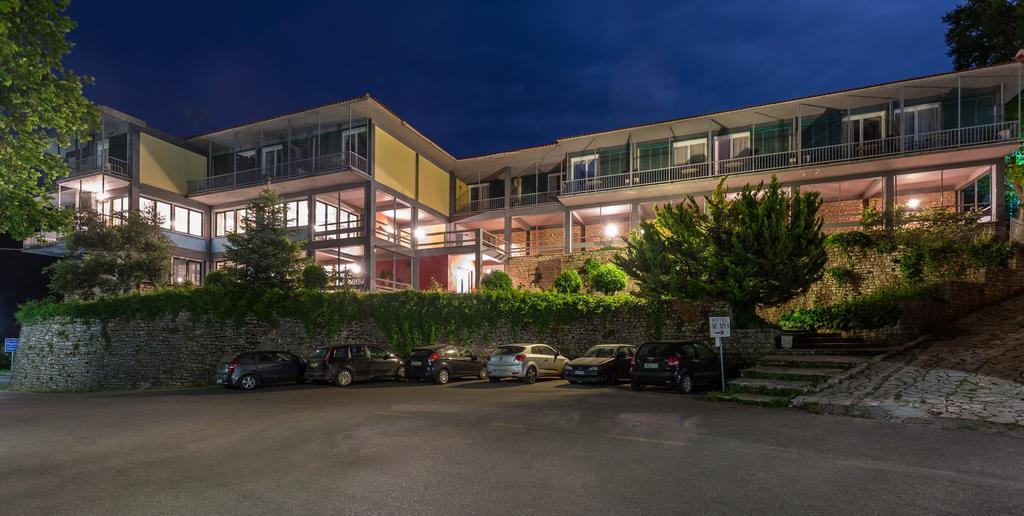 Theoxenia Hotel Andritsaina Exterior photo